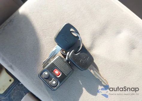 2003 Ford F-150 Xl/Xlt из США, поврежденный, VIN 2FTRX17283CB05382